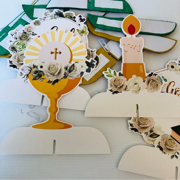 9 Piece First Communion/Baptism Decorations Honeycomb Centerpieces Table Décor - Picture 6 of 9